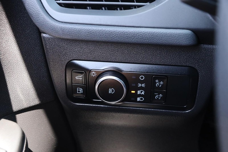 Ford Escape Vehicle Image 18