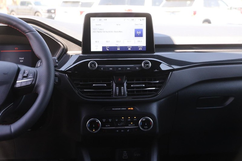 Ford Escape Vehicle Image 22