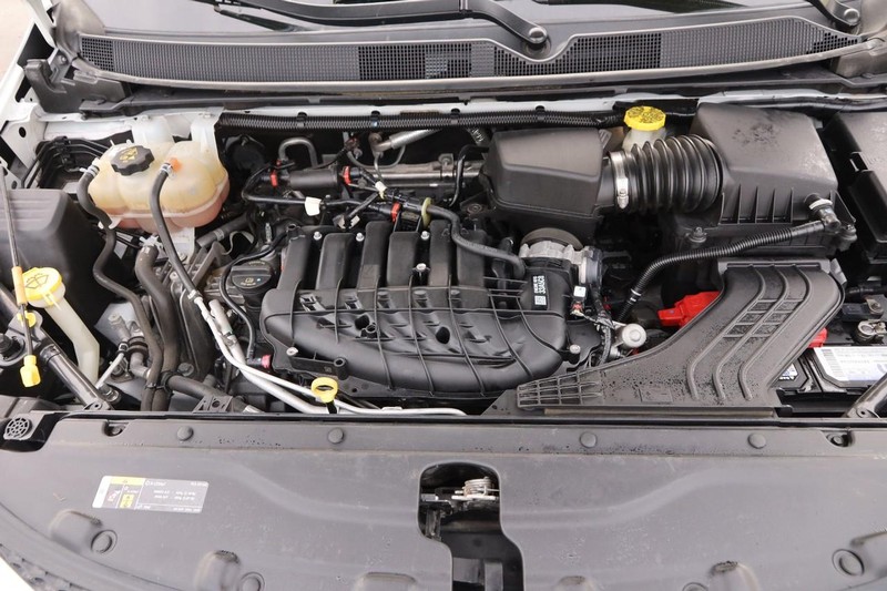 Chrysler Voyager Vehicle Image 28