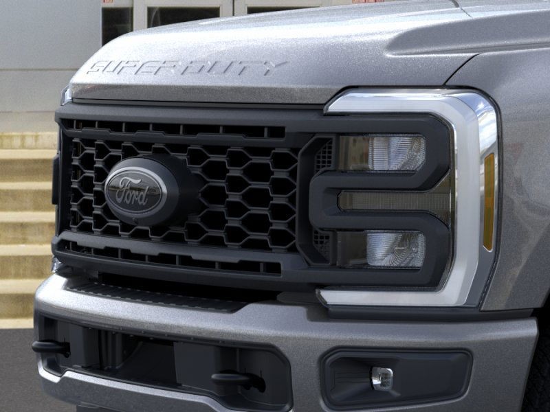 Ford Super Duty F-250 SRW Vehicle Image 17