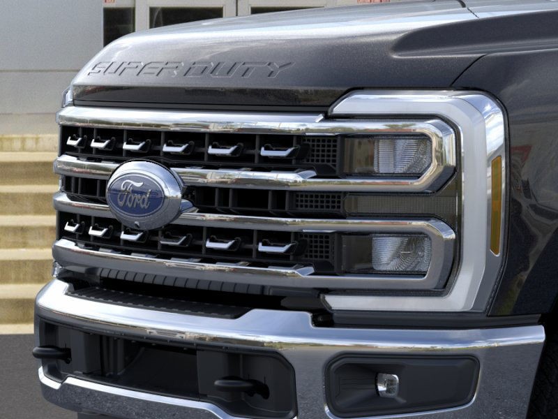 Ford Super Duty F-250 SRW Vehicle Image 17