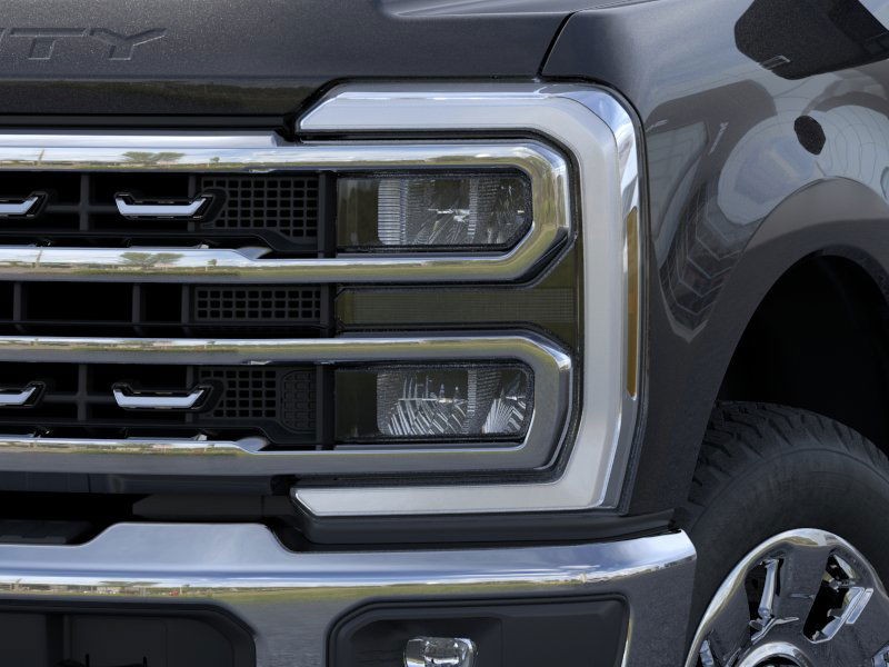 Ford Super Duty F-250 SRW Vehicle Image 18