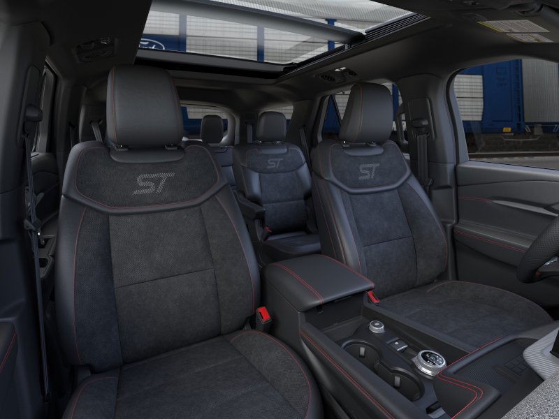 Ford Explorer Vehicle Image 10