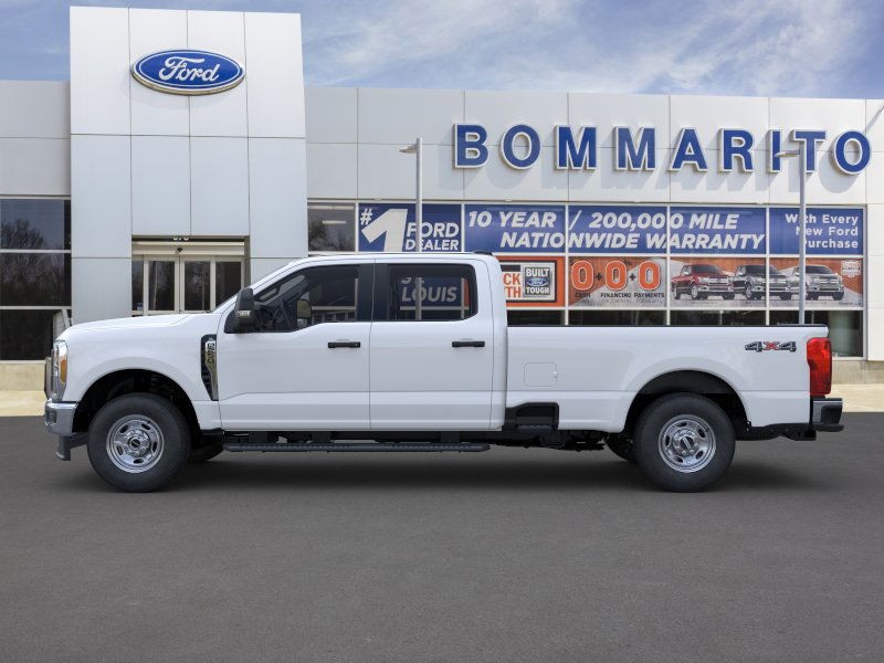 Ford Super Duty F-250 SRW Vehicle Image 03
