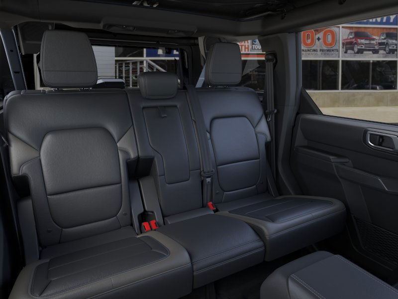 Ford Bronco Vehicle Image 11