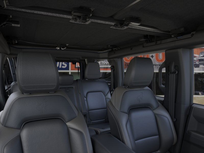 Ford Bronco Vehicle Image 12