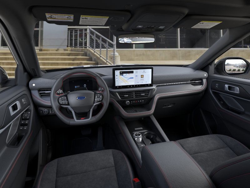 Ford Explorer Vehicle Image 09