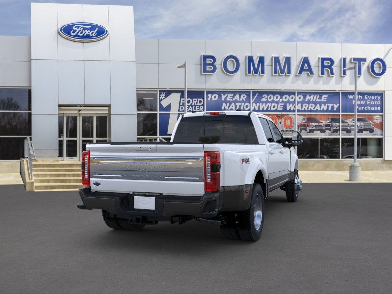 Ford Super Duty F-450 DRW Vehicle Image 08