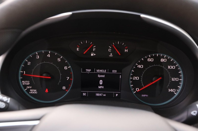 Chevrolet Malibu Vehicle Image 13