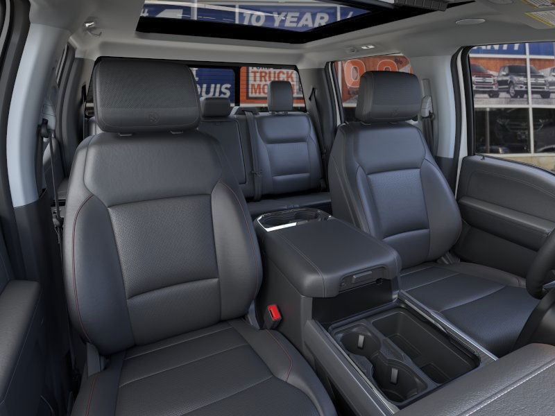 Ford Super Duty F-350 SRW Vehicle Image 10