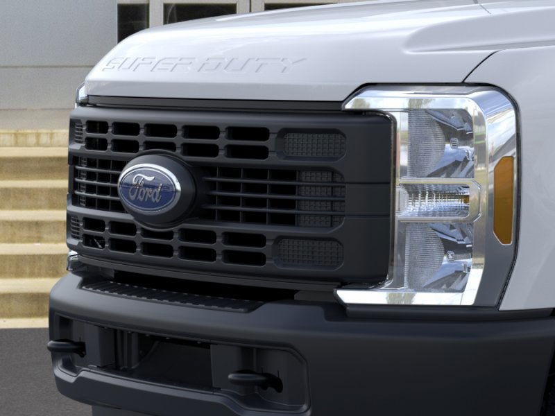 Ford Super Duty F-250 SRW Vehicle Image 17
