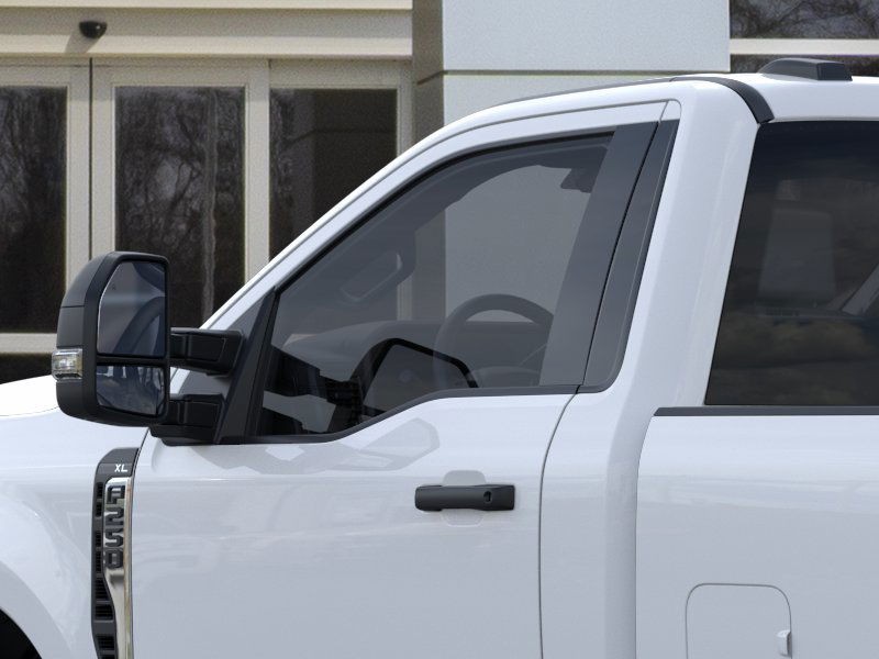 Ford Super Duty F-250 SRW Vehicle Image 20
