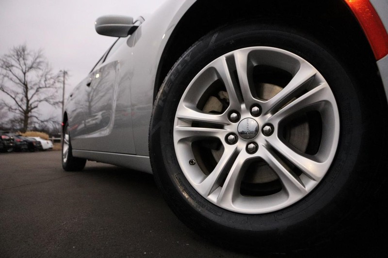 Dodge Charger Vehicle Image 04