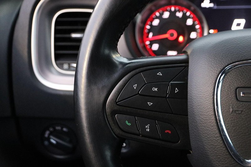 Dodge Charger Vehicle Image 13
