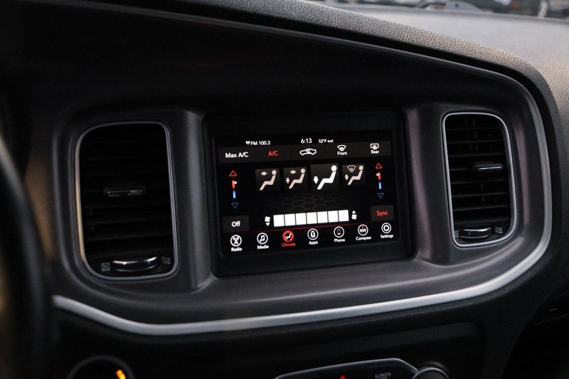 Dodge Charger Vehicle Image 17