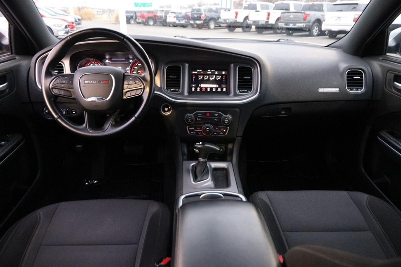 Dodge Charger Vehicle Image 21