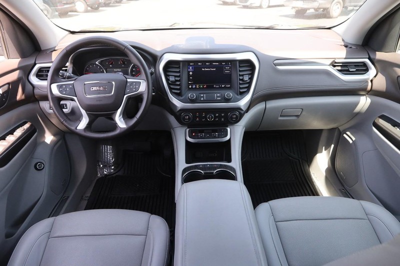 GMC Acadia Vehicle Image 22