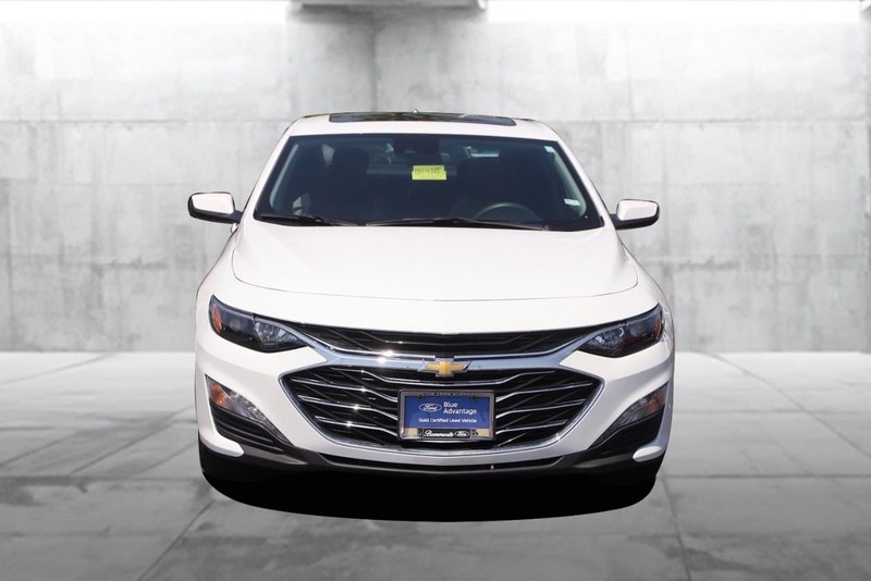 Chevrolet Malibu Vehicle Image 04
