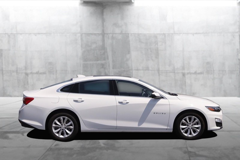 Chevrolet Malibu Vehicle Image 05