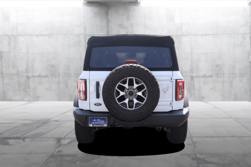 Ford Bronco Vehicle Image 06