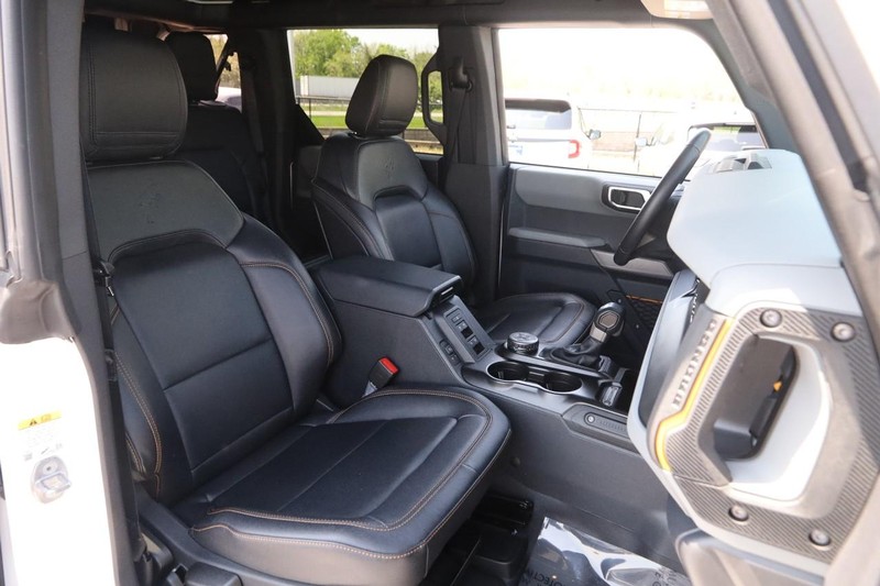 Ford Bronco Vehicle Image 26