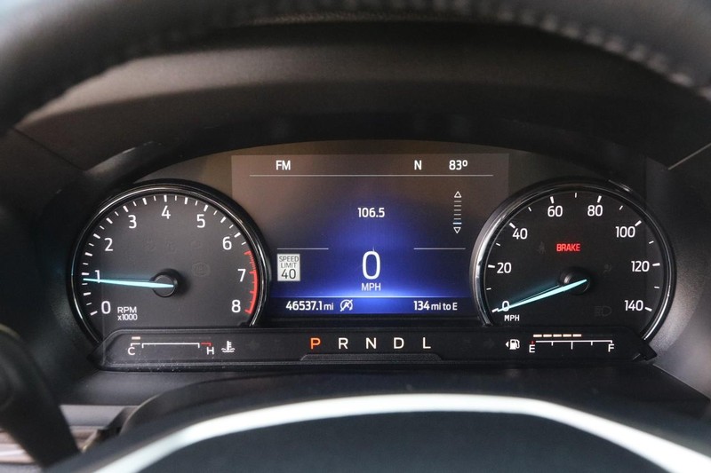 Ford Explorer Vehicle Image 12