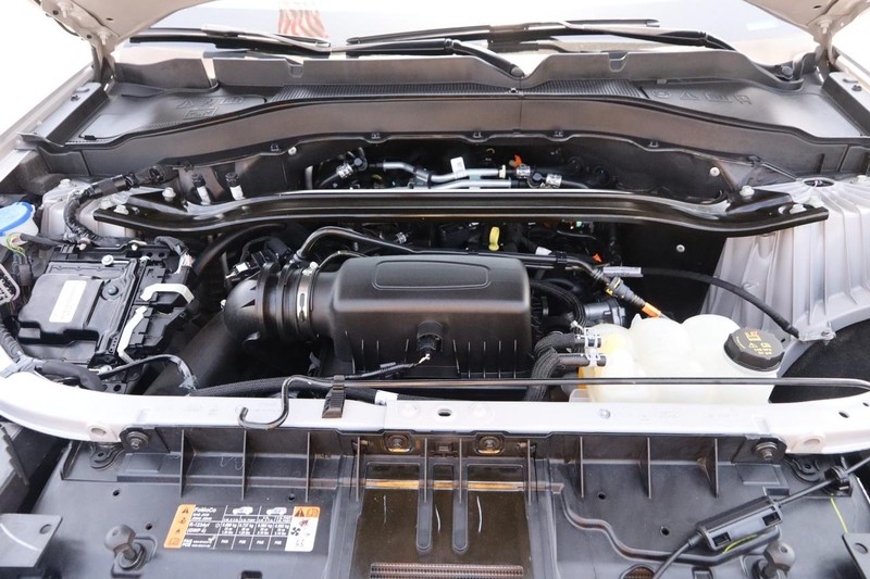 Ford Explorer Vehicle Image 28