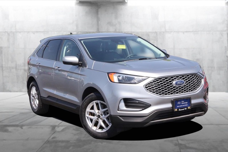 Ford Edge Vehicle Image 02