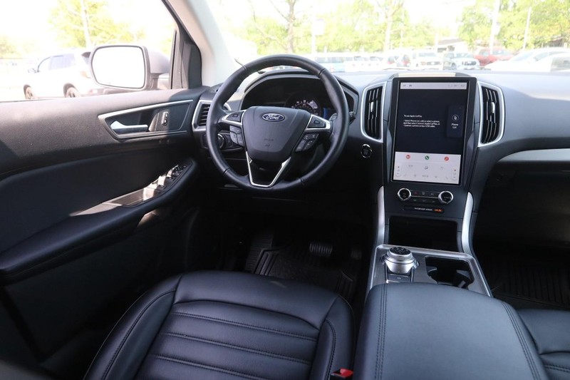 Ford Edge Vehicle Image 20