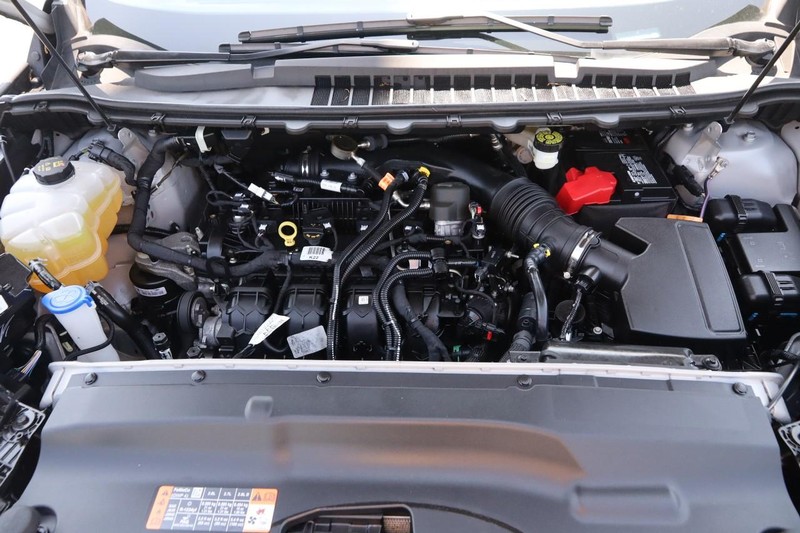 Ford Edge Vehicle Image 25