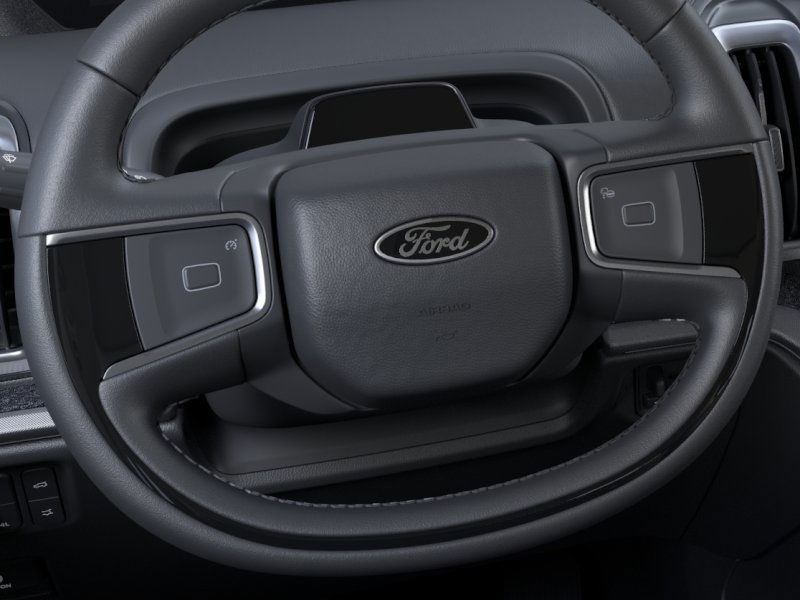 Ford Expedition Vehicle Image 12