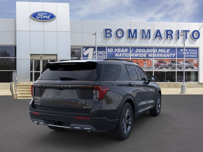 Ford Explorer Vehicle Image 08