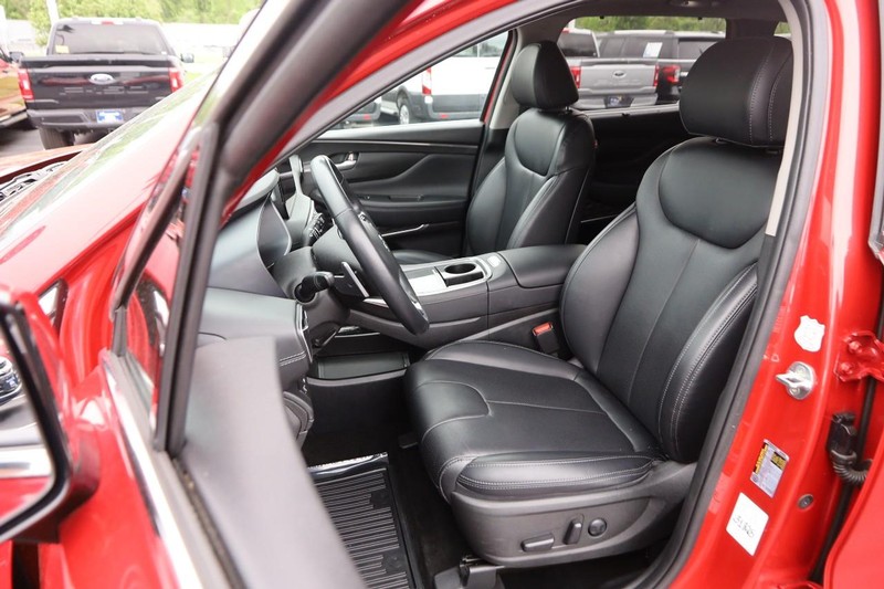Hyundai Santa Fe Vehicle Image 09
