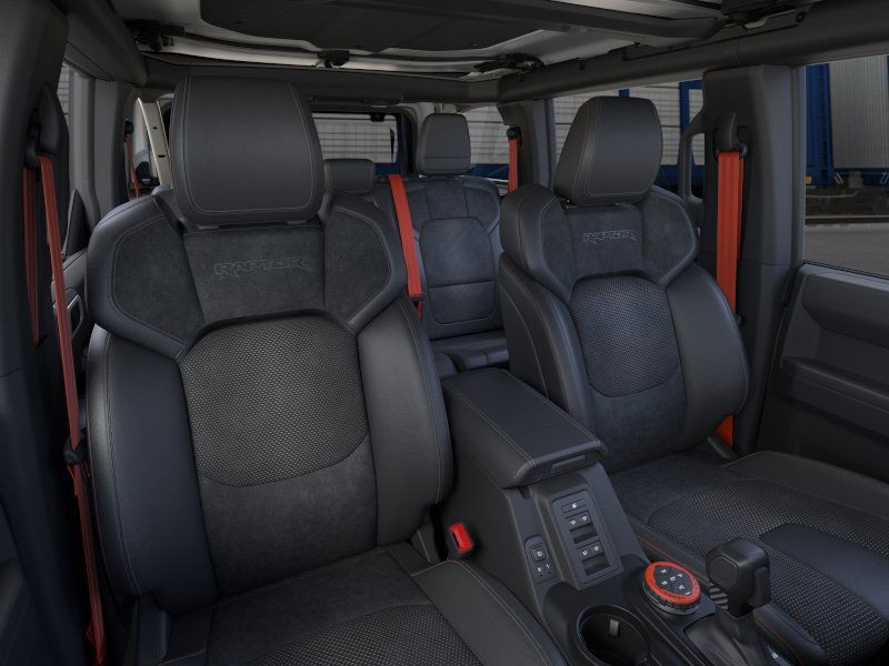 Ford Bronco Vehicle Image 10