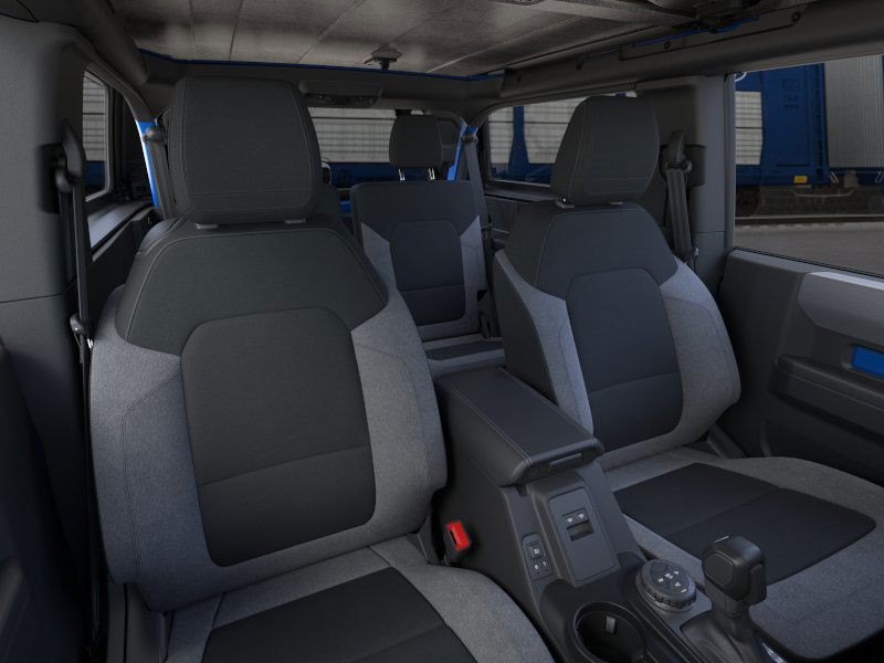 Ford Bronco Vehicle Image 10