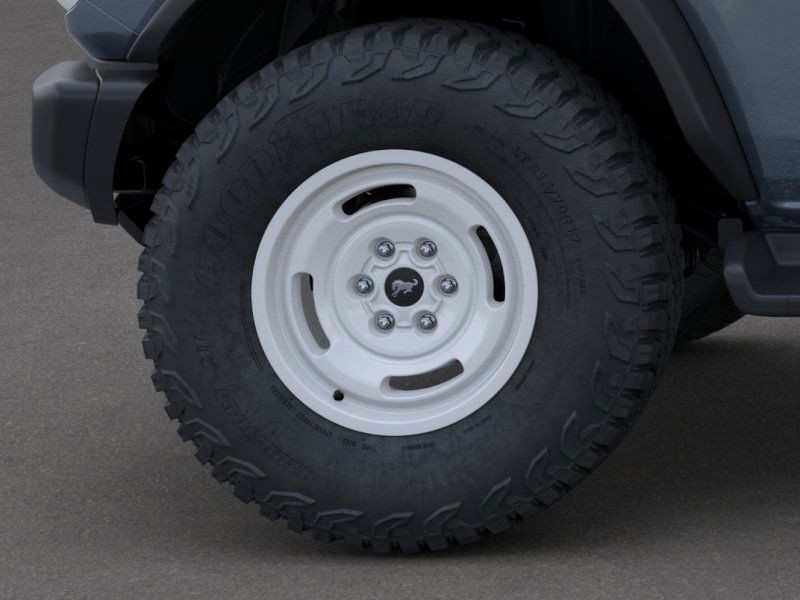 Ford Bronco Vehicle Image 21