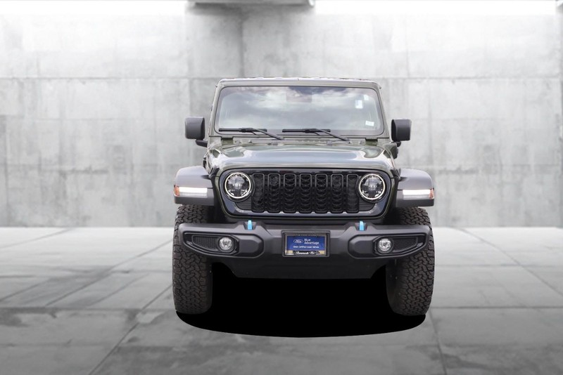 Jeep Wrangler 4xe Vehicle Image 04