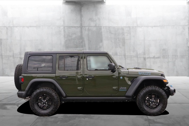 Jeep Wrangler 4xe Vehicle Image 05