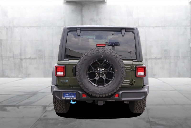 Jeep Wrangler 4xe Vehicle Image 06