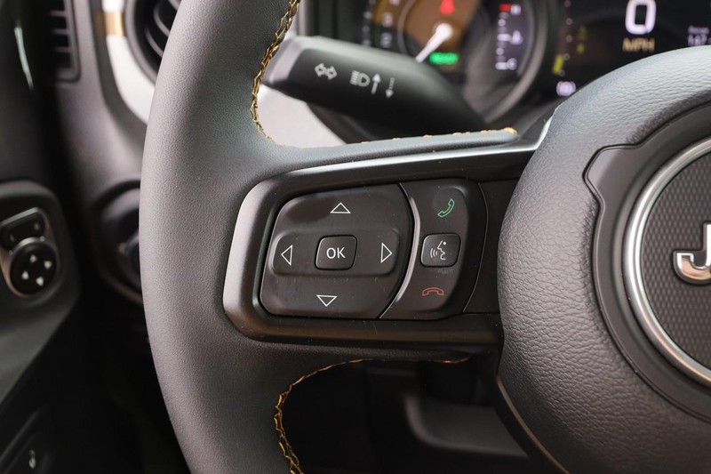 Jeep Wrangler 4xe Vehicle Image 11