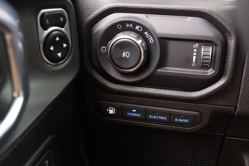Jeep Wrangler 4xe Vehicle Image 20