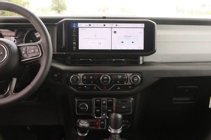 Jeep Wrangler 4xe Vehicle Image 24