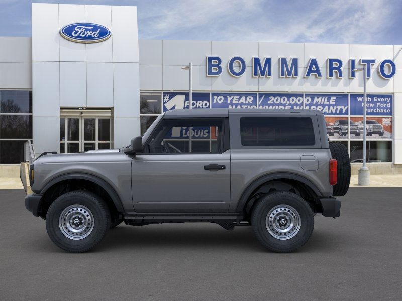 Ford Bronco Vehicle Image 03