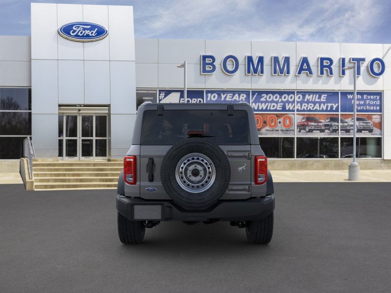 Ford Bronco Vehicle Image 05