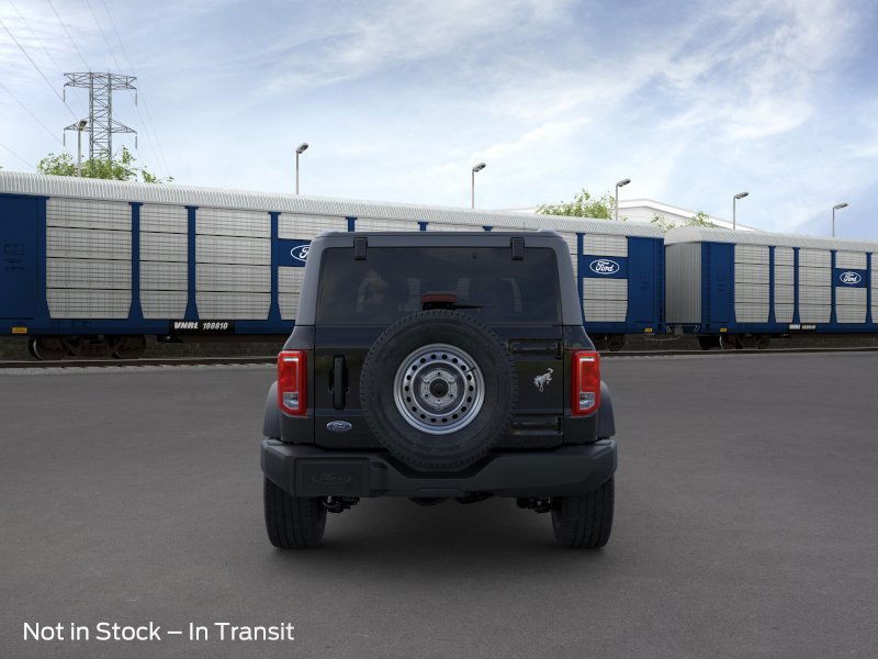 Ford Bronco Vehicle Image 05