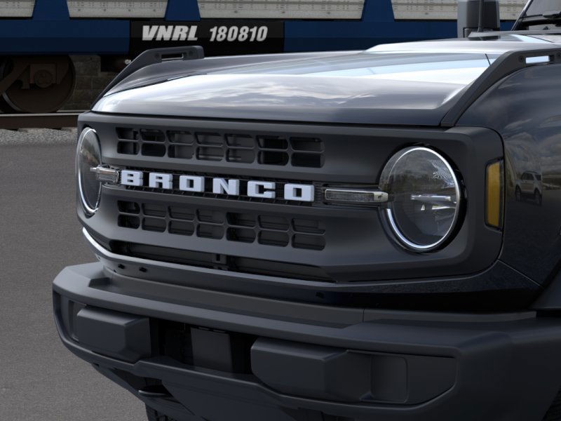 Ford Bronco Vehicle Image 19