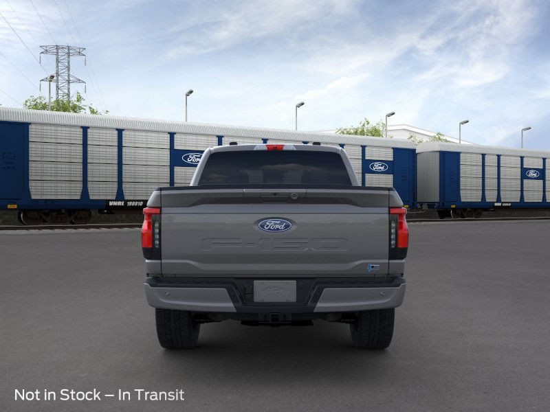 Ford F-150 Lightning Vehicle Image 05