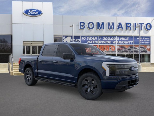 Ford F-150 Lightning Vehicle Full-screen Gallery Image 7