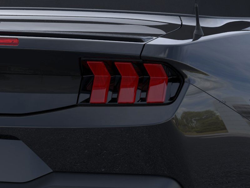 Ford Mustang Vehicle Image 21