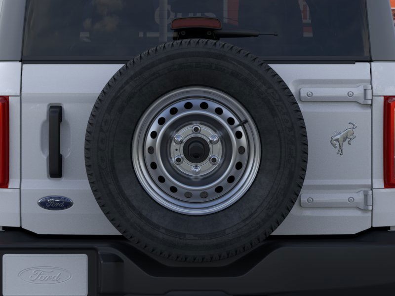 Ford Bronco Vehicle Image 24